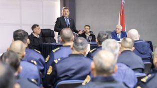 El Gobierno de Entre Ríos instruye a la Policía para intervenir en crisis de salud mental en la vía pública.