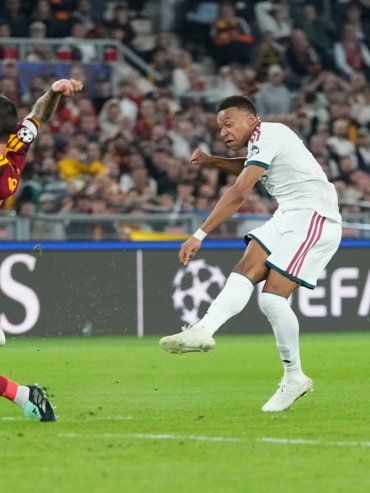 Mbappé le robó a Lionel Messi un récord en la Liga de Campeones