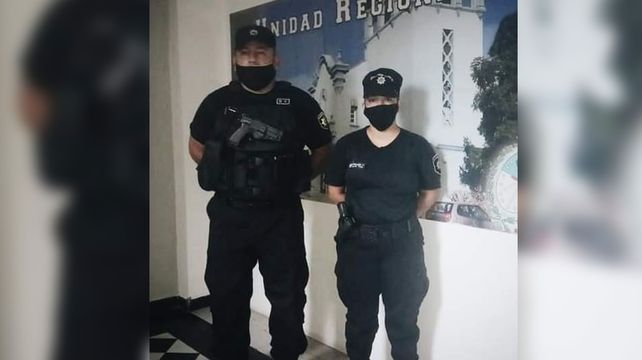 Los dos agentes pertenecientes a la Seccional 6ª&nbsp;
