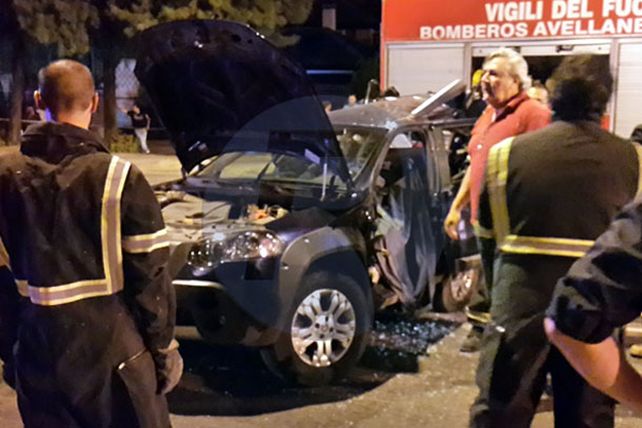 Una camioneta chocó a un auto a más de 150 Km por hora