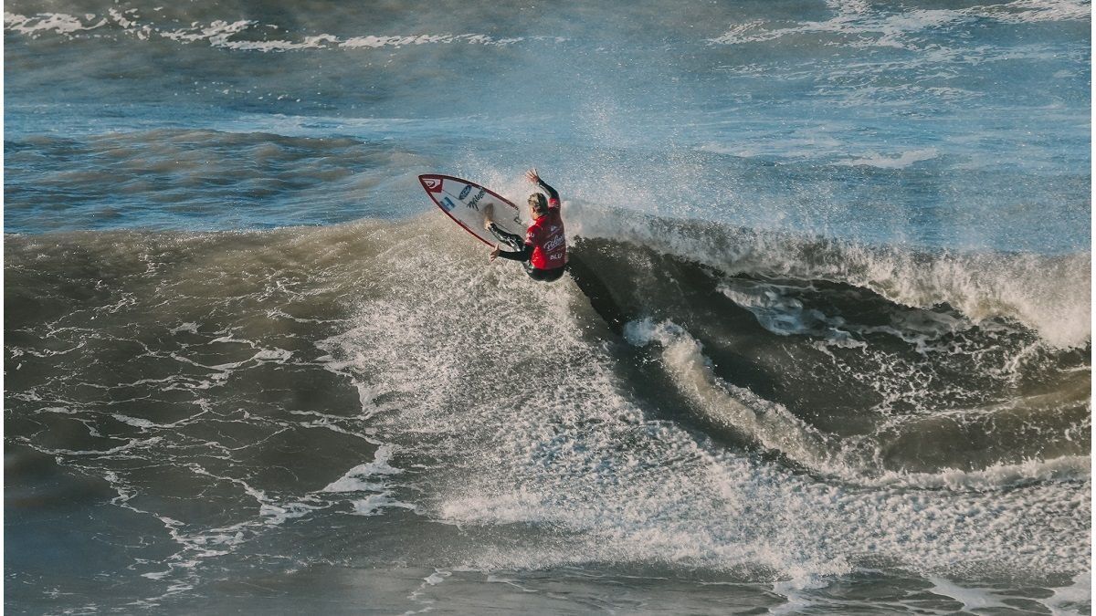 Olas de tres metros y un torneazo de surf que coronó a los campeones argentinos