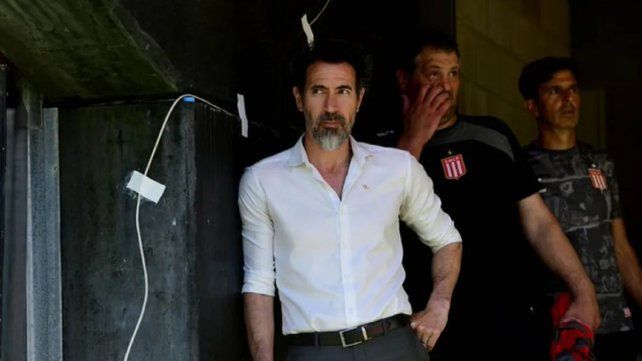 Llegan ofertas y Eduardo Domínguez podría irse de Estudiantes