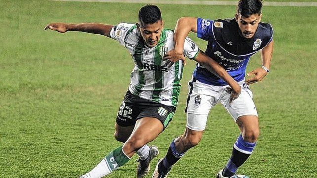 Banfield y Gimnasia se enfrentan en un choque picante por la clasificación