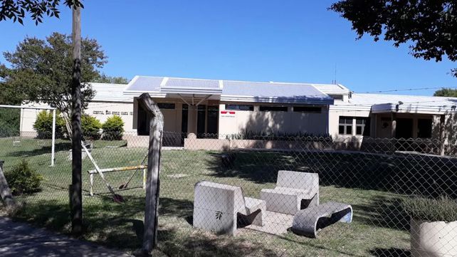 El gobierno provincial cesantearon a una empleada del hospital San Roque de Villa Elisa por cobros ilegales y faltante millonario