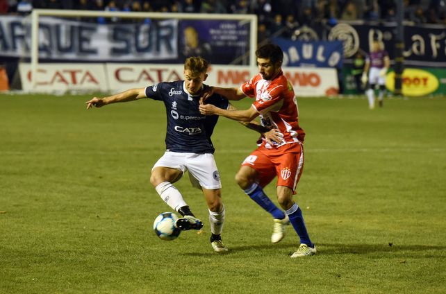 El Decano se trajo un punto desde Mendoza