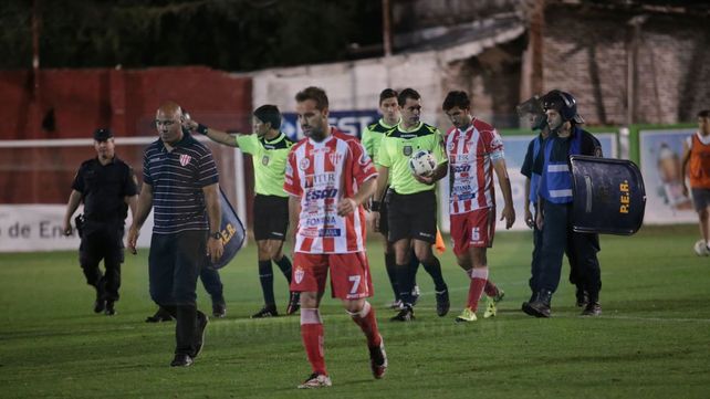 Borghello jugó 40 minutos en Floresta. Mañana estará desde el pitazo inicial en el ataque de Atlético Paraná. &nbsp; 