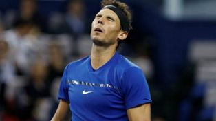 Nadal se bajó de una exhibición por lesión