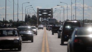 El nuevo puente se licitaría en octubre.