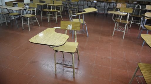 Docentes de paro hasta el sábado: El gobierno nacional quiere ver la universidad pública cerrada