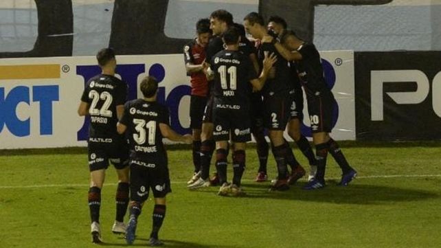 Newells rescató un punto en Tucumán y sigue sin poder ganar en el torneo