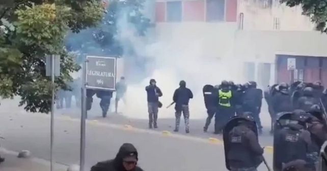 Cristina y Alberto cuestionaron al gobernador Morales.