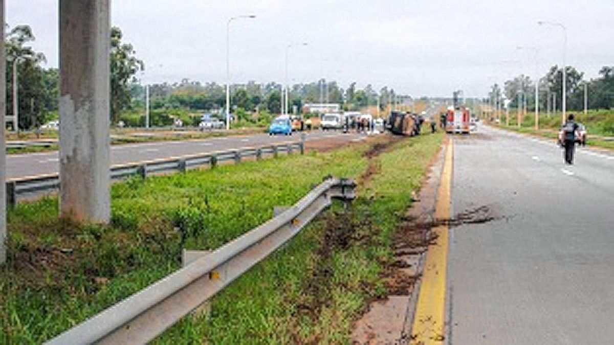 Nación multó por el estado de la ruta 14 a Caminos del Río Uruguay