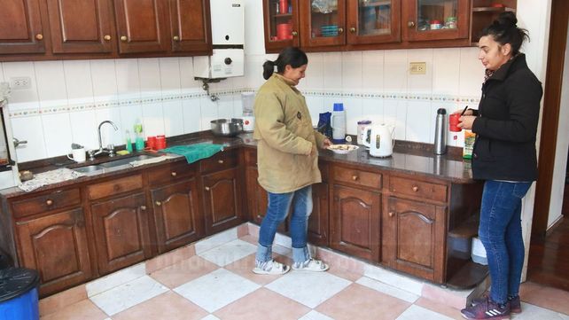 El refugio municipal está ubicado en calle Belgrano 587 de Paraná. El módulo transitorio residencial tiene una capacidad para 32 personas