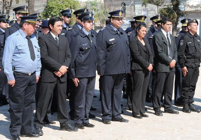 Se abona la segunda cuota del pago retroactivo por ascensos policiales 2012
