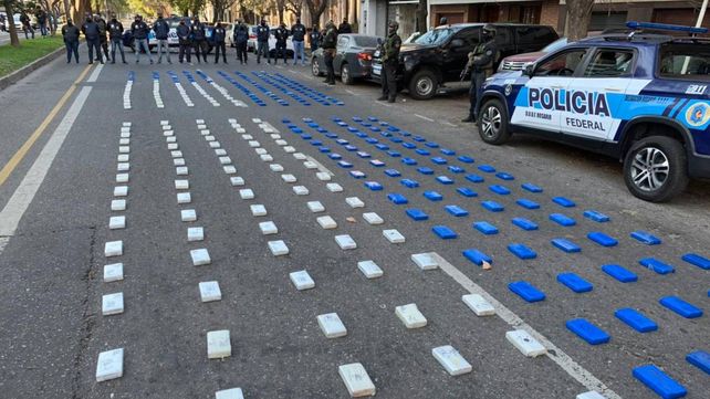 Secuestraron unos 400 kilos de cocaína de máxima pureza y detuvieron a cinco narcos