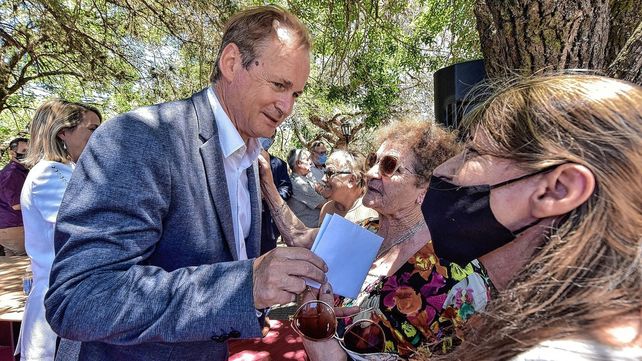 Gustavo Bordet: Acá hay un gobernador que cumple con la palabra empeñada
