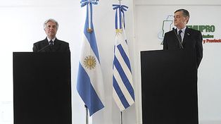 Tabaré Vázquez se reúne con Binner tras disertar esta tarde en Santa Fe