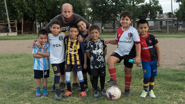 Barrio Itatí: nace un club de fútbol enfrentando las balas