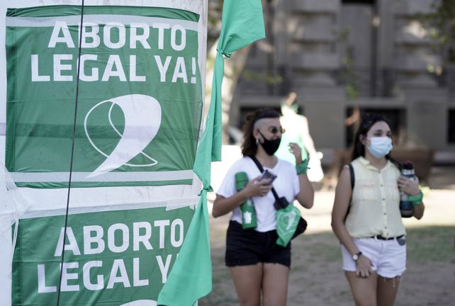 La salud privada rosarina está lista para aplicar el aborto legal, que comienza a regir mañana
