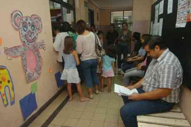 Hubo más de 2.400 aspirantes para ingresar a las carreras del Liceo Municipal