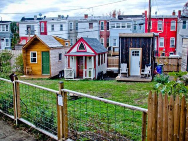 Las microcasas dan la sensación de ser casas de muñecas.