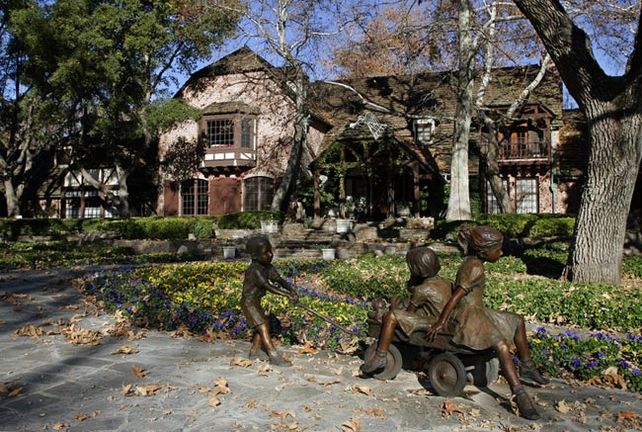 Venden el mítico rancho de Michael Jackson por 30 millones de dólares