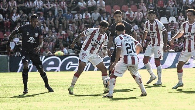 La rompe en Unión: Vargas, el jugador con Más Control de la 9ª fecha