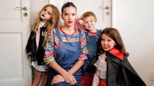 La China Suárez y sus tres hijos celebraron Halloween con disfraces.