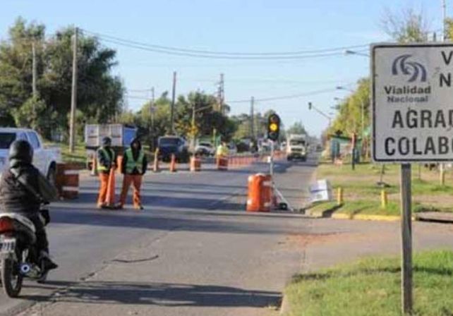 Sacó un crédito, guardó el dinero en una bolsa y en la ruta se le volaron 37 mil pesos