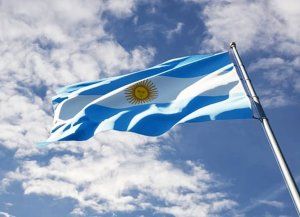 El 25 de mayo será domingo y Javier Milei definió si habrá o no feriado puente