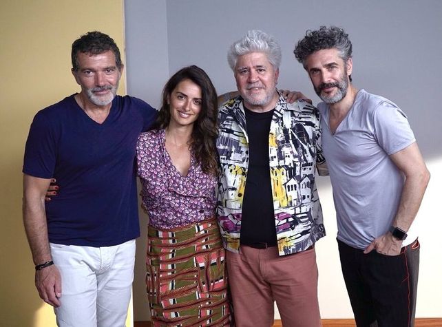 Antonio Banderas, Penélope Cruz y Almodóvar, en tiempos de “Dolor y gloria”.