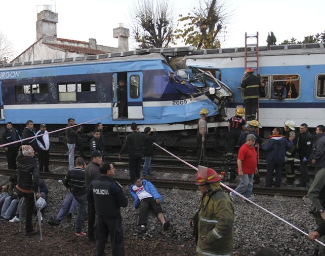 El choque fue a la altura de Castelar. (Foto: AP)