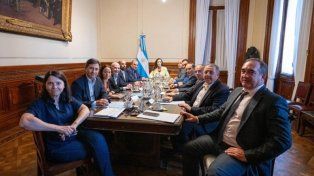 El jefe de Gabinete este miércoles en el Senado. (X/@GAFrancosOk)