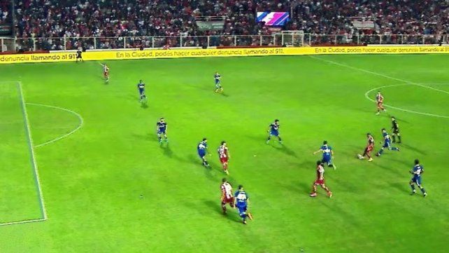 Los medios nacionales destacaron el error del VAR en el gol anulado a Unión contra Boca.