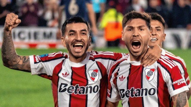 River ganó con los goles de Montiel y de Correa.