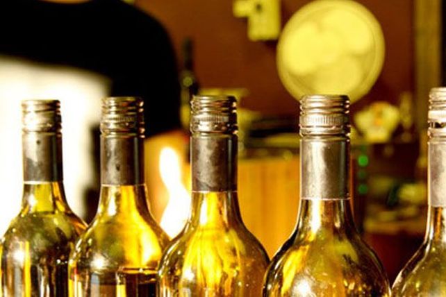 El tequila y el coñac entre bebidas más mencionadas en las canciones