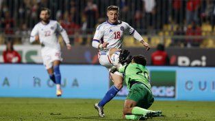 Una opción para el ataque. El delantero de Palestino Bruno Barticciotto tuvo rodaje en la selección de Chile.