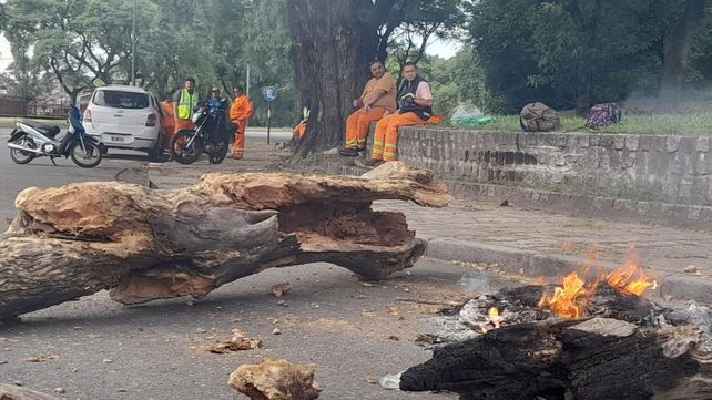 Por el conflicto en Rosario, podrían paralizarse todos los puertos del país