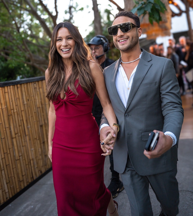 Leo Saleh brilló junto a Pampita en Buenos Aires Fashion Sunset y se prepara para su próxima fecha en Rosario.