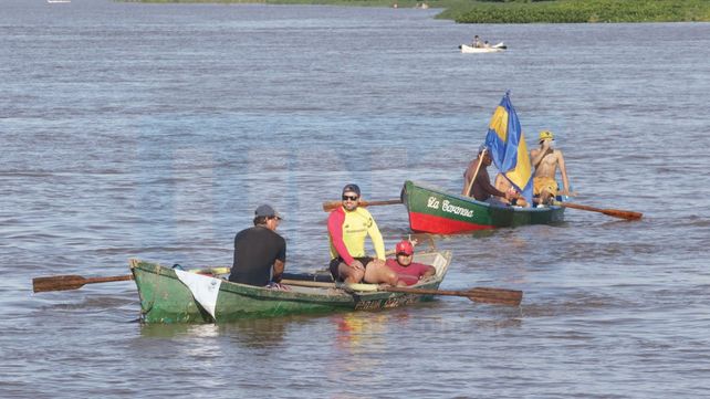 Se realizó la 13° edición del maratón de aguas abiertas Villa Urquiza-Paraná