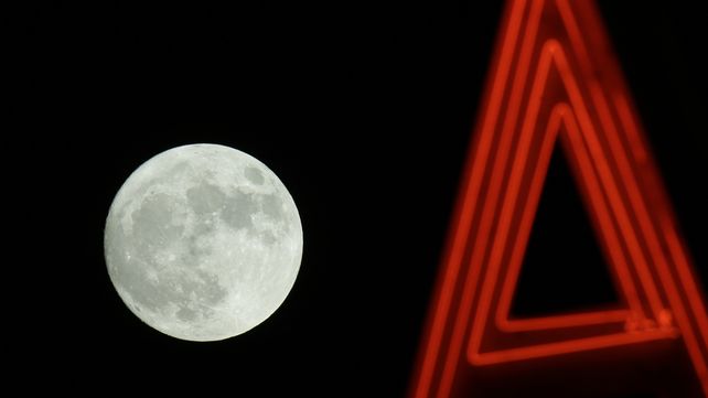 Así se ve la Superluna por el mundo