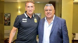 Federico Beligoy y Claudio Tapia, en el ojo de la tormenta por los dispares criterios con los que se aplica el VAR.