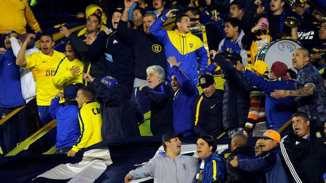 La Justicia prohíbe salir del país a barras de Boca