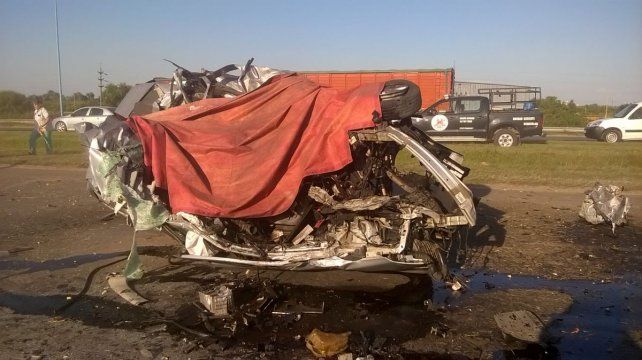 Entrerriano herido en un accidente fatal en San Lorenzo