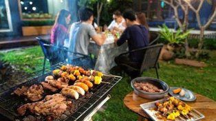 El verano es ideal para organizar comidas al aire libre