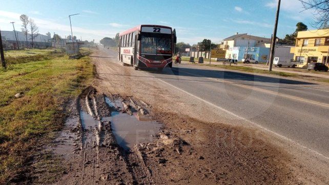 Alerta por la confluencia de peligros en la ruta que vincula Paraná