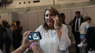 Fein se comprometió a continuar la discusión por la ley de humedales, que pierde estado parlamentario en poco tiempo.