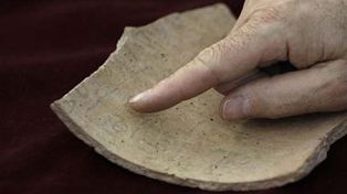 Hallan un texto hebreo de 3.000 a&ntilde;os, el m&aacute;s antiguo conocido hasta ahora
