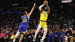 Los Lakers dieron el golpe al dejar en el camino a Golden State, defensor del título.