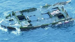 Un barco arrasado por el tsunami de Japón apareció con pasajeros